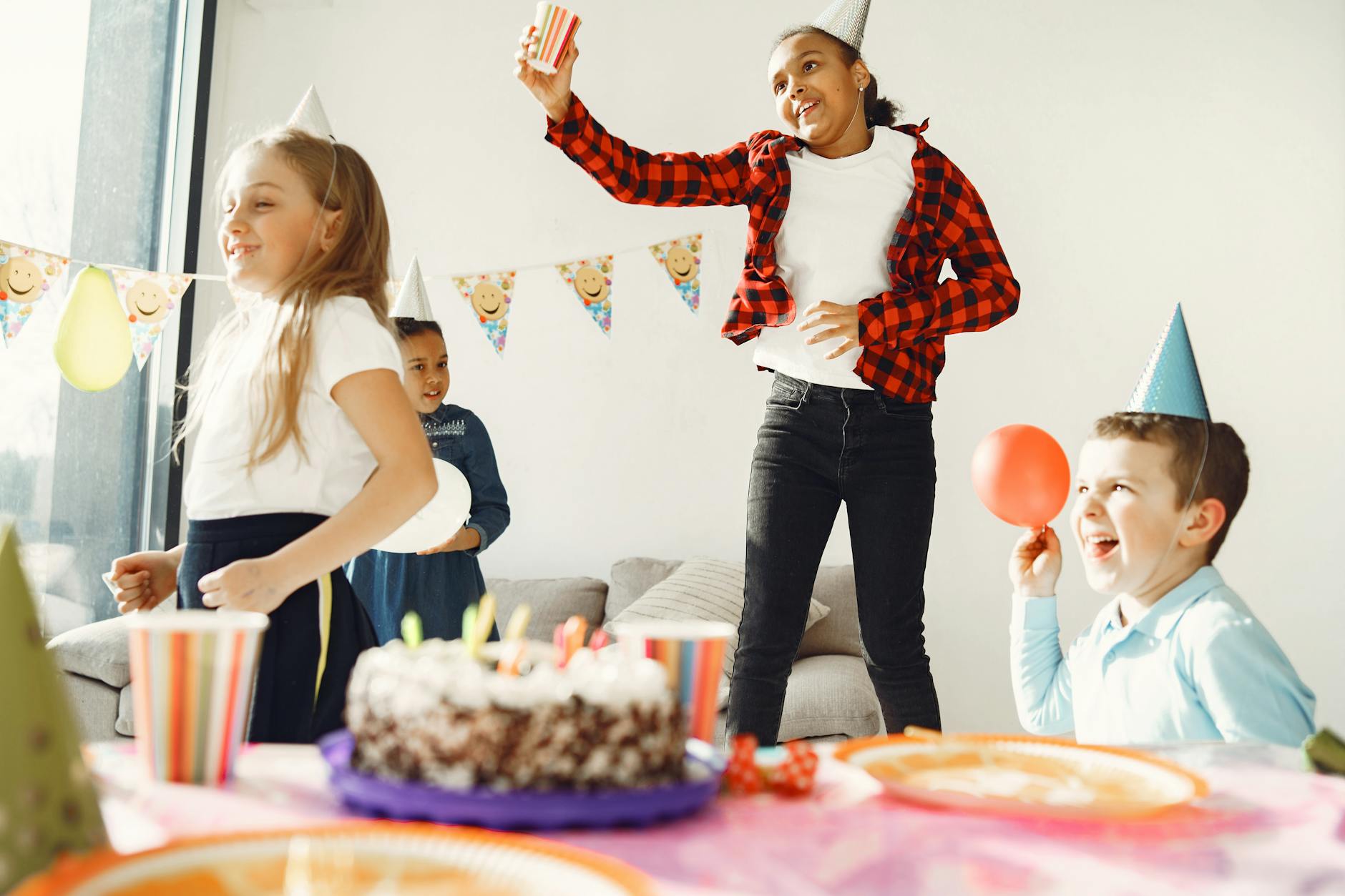 Bring A Live Musical Entertainer To A Children's Party
