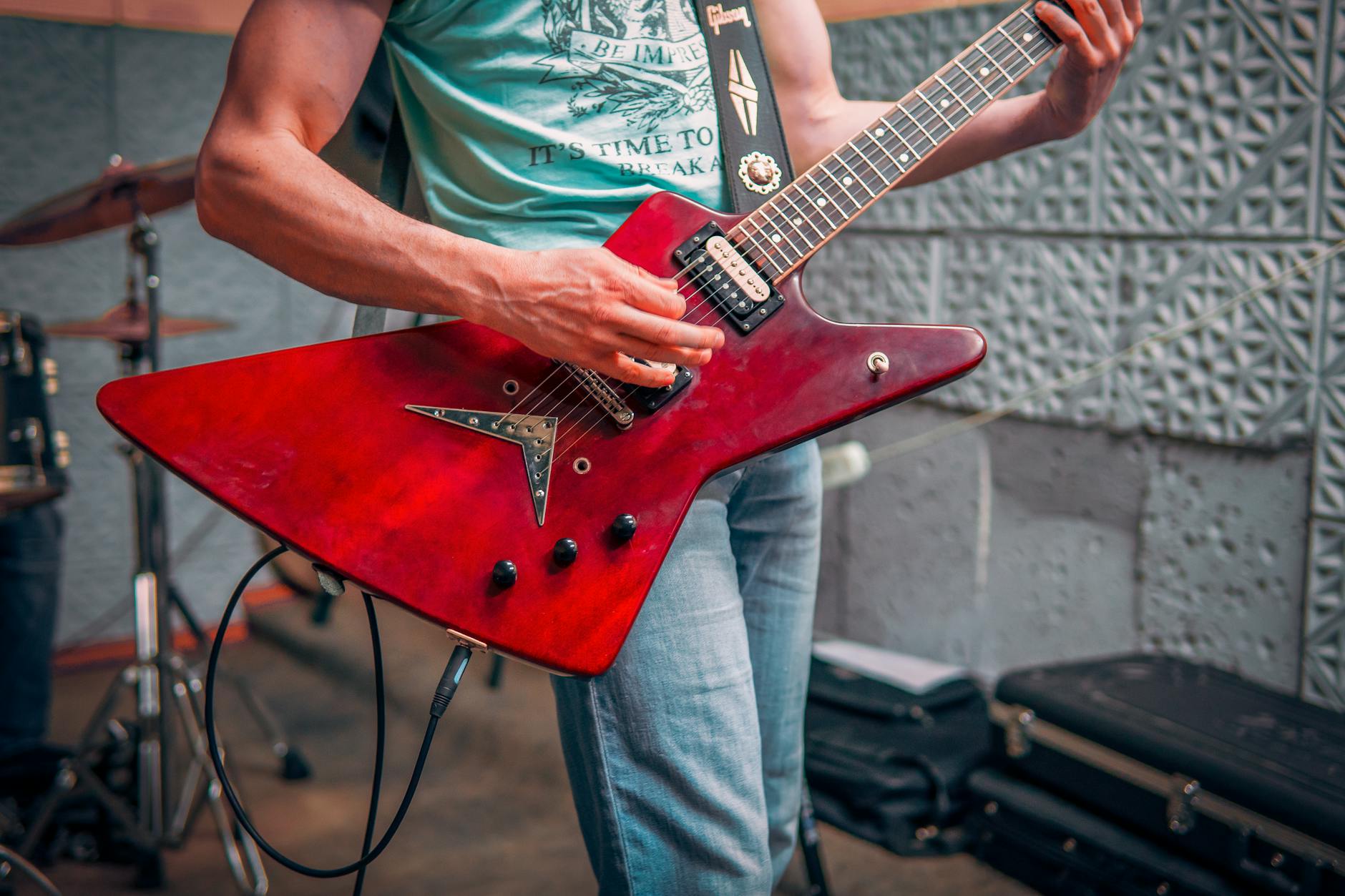 The Benefits Of Taking Rock Music Lessons